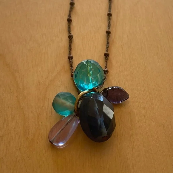 Necklace - Picture 5 of 8